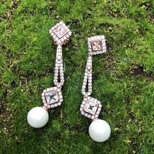 Gorgeous Fashion earrings for dress events
